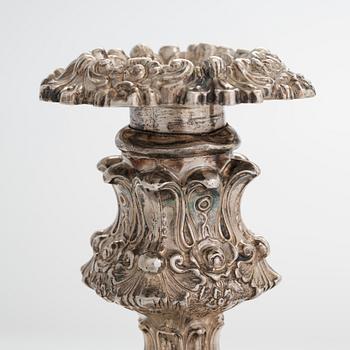 A pair of George IV sterling silver candlesticks, Fenton, Allanson & Machon (James Fenton & Co), Sheffield 1824,