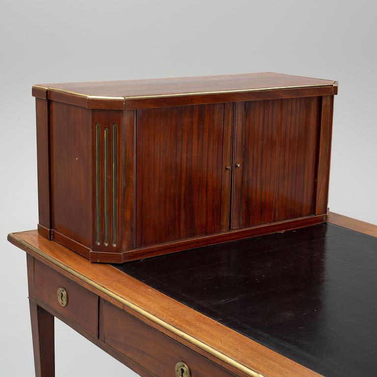 A late 18th century writing desk.