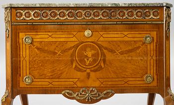 Byrå, gustaviansk stil, 1900-talets mitt.