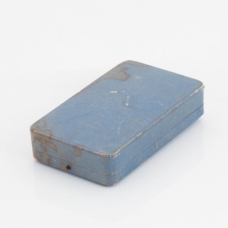 Wiwen Nilsson, a 18K gold and cabochon cut labradorite collier, Lund Sweden 1957.