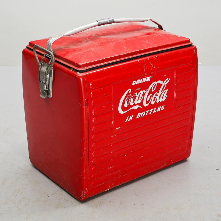 KYLBOX, Acton Manufacturing, Coca Cola, USA, omkring 1900-talets mitt.