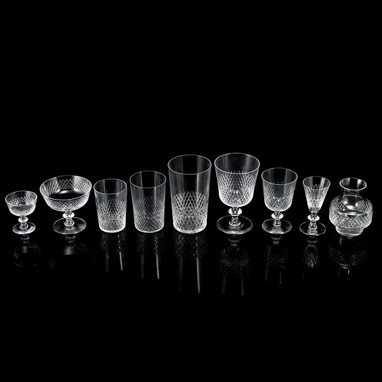 VICKE LINDSTRAND, glasservis, 81 delar, "Diamant", Kosta, 1900-talets mitt.