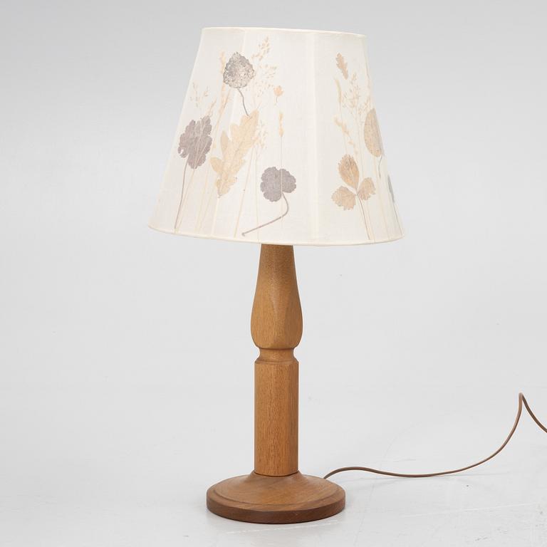 Carl Malmsten, a table lamp.
