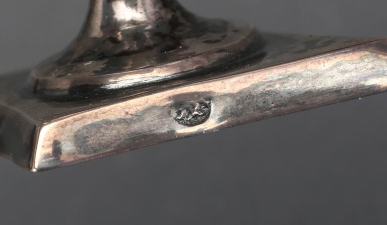 SALTKAR, ett par, silver, bär fantasistämplar. 114 gram.