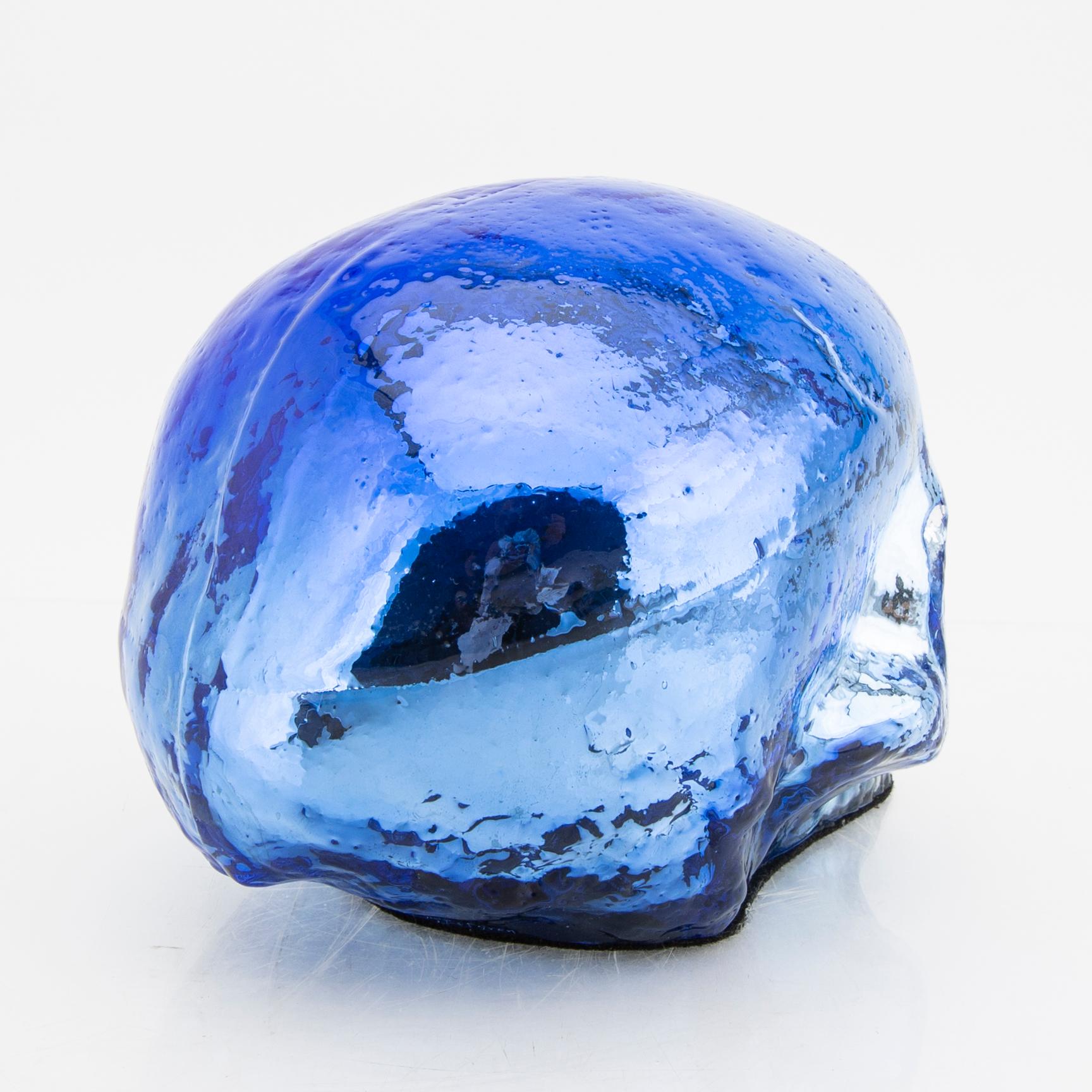 Ludvig Löfgren, a signed Kosta Boda glass figurine.