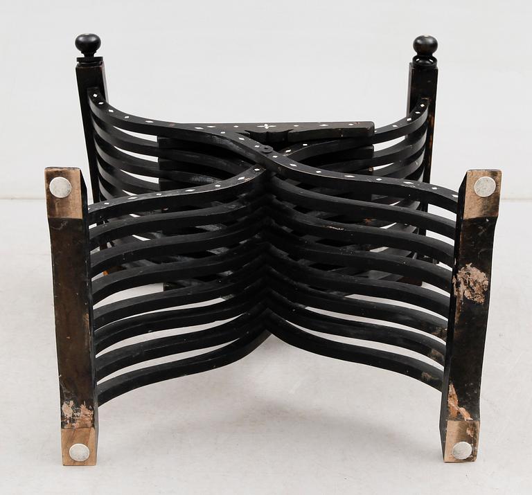 STOL, orientalisk, 1900-talets första hälft.