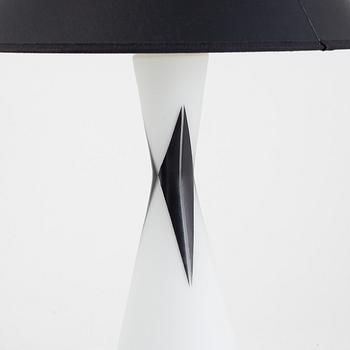 Uno Westerberg, bordslampa, modell 15641, Böhlmarks, 1950-tal.