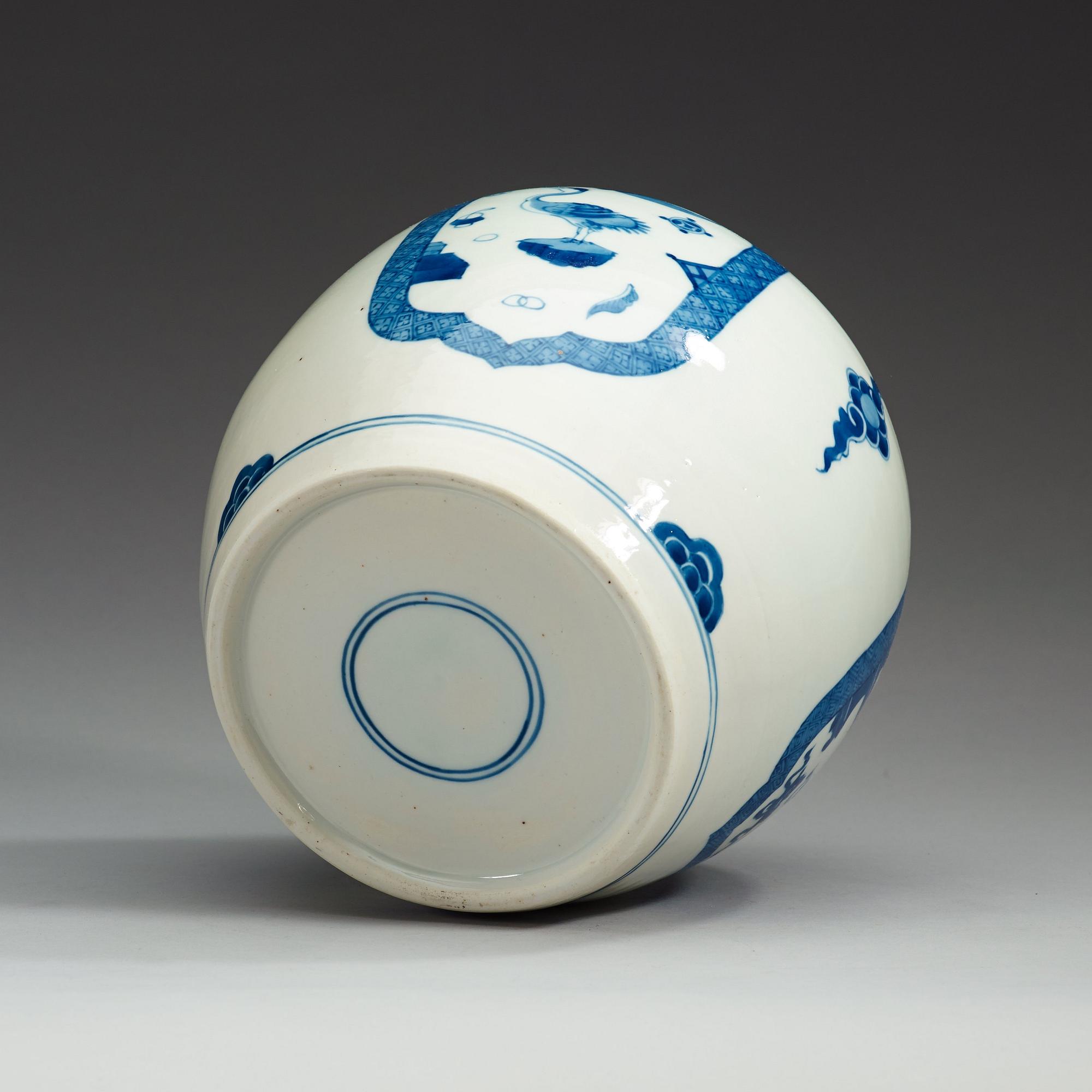 A blue and white jar, Qing dynasty, 18th Century.