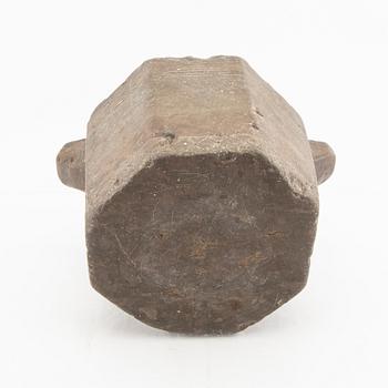 A Swddish 18th/19th century limestone and cast iron mortar.