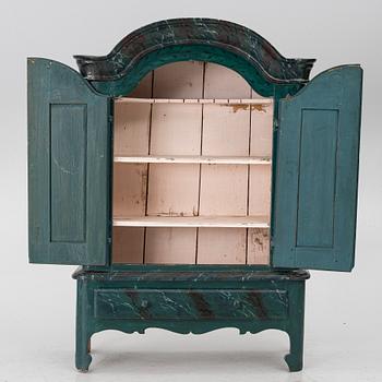 A cabinet, 18th Century.