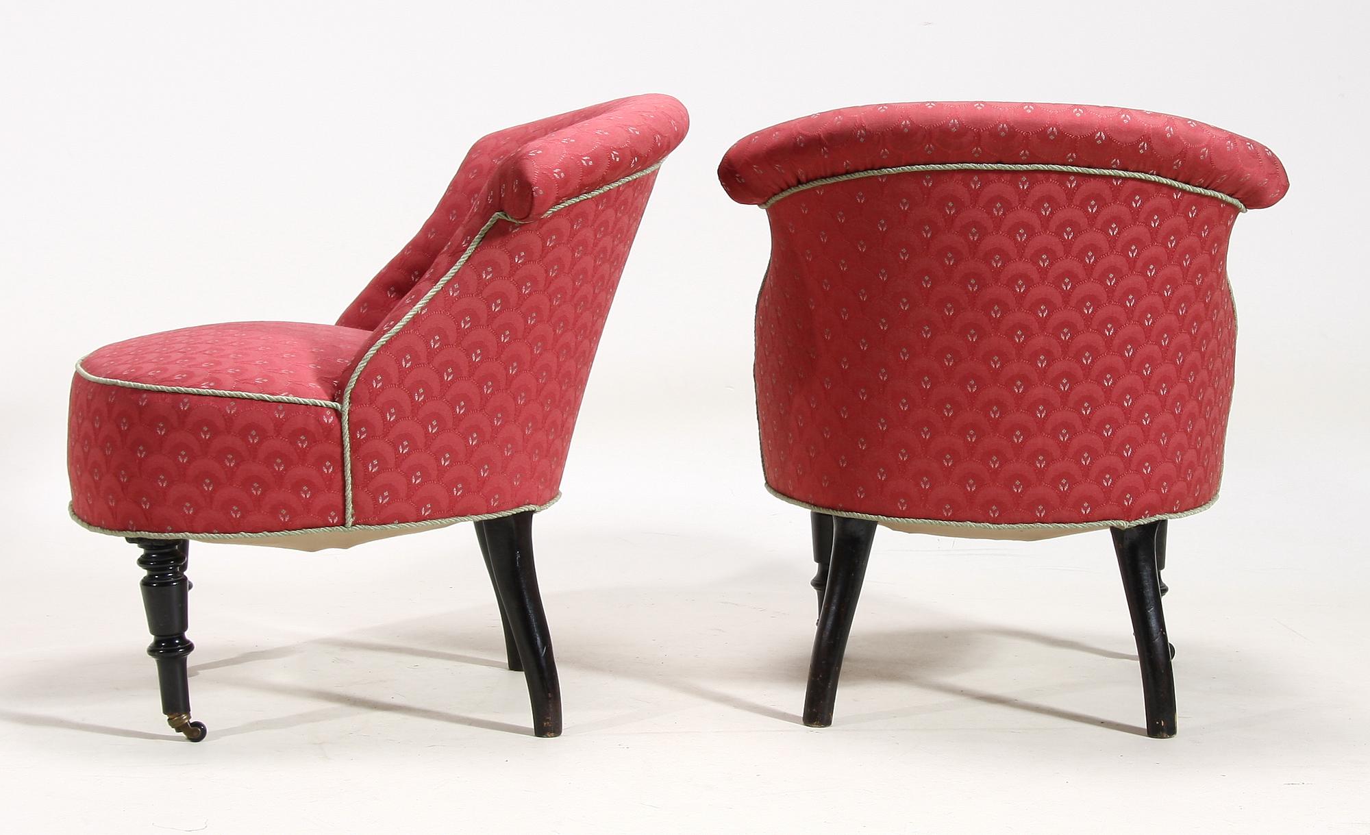 FÅTÖLJER, ett par, sent 1800-tal.