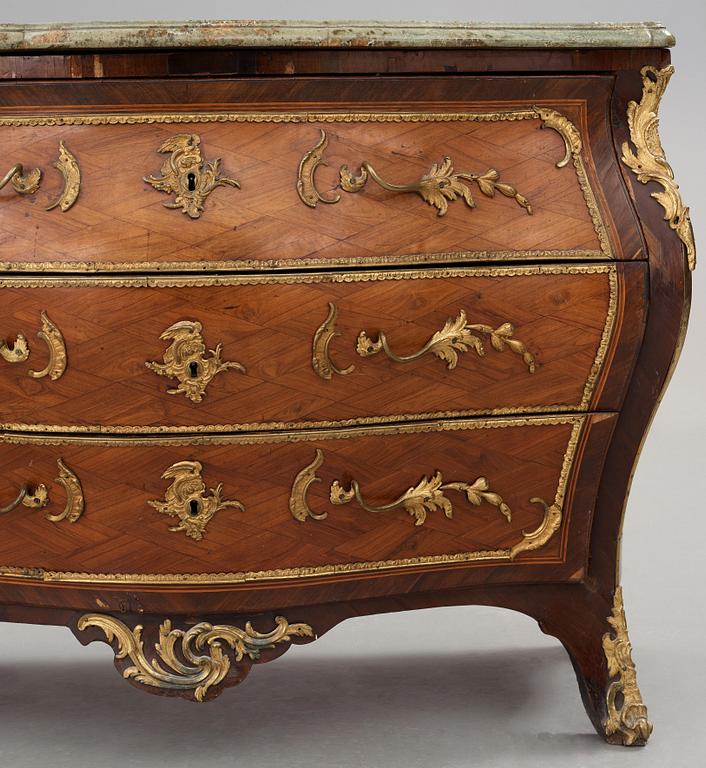 A Swedish Rococo 18th century commode by Lars Nordin, master 1743, not signed.