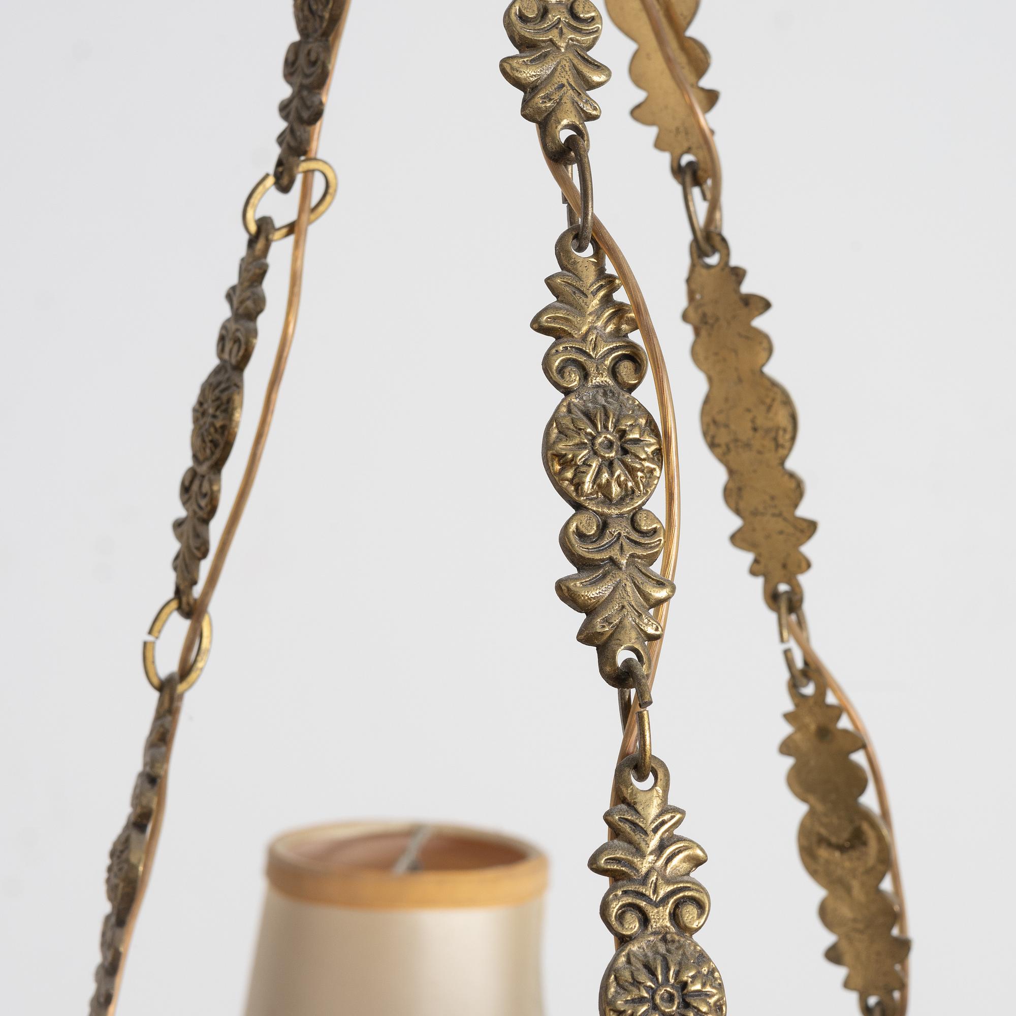 Taklampa, 1900-talets första hälft. Empirestil.