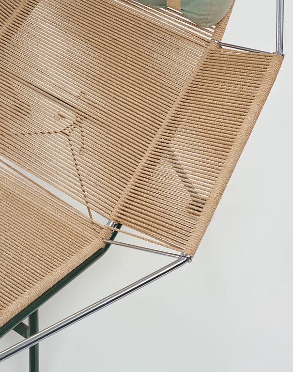 Hans J. Wegner, a 'Flag Halyard' easy chair, Getama, Denmark.