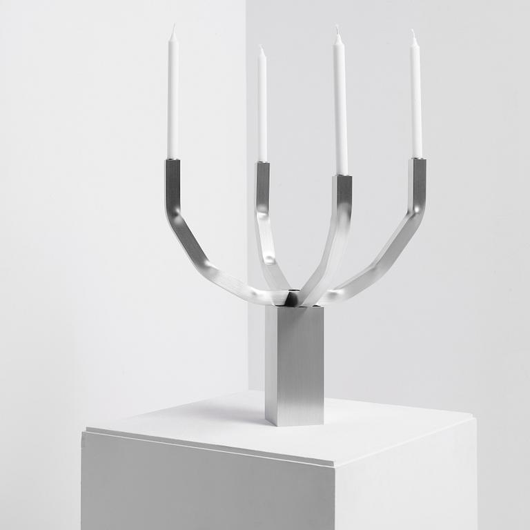 David Taylor, kandelaber, unik, "Aluminium Candelabra 4", Studio Mellösaverken, Sverige, 2025.
