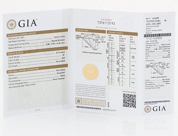 Brilliant cut diamond with GIA dossier.