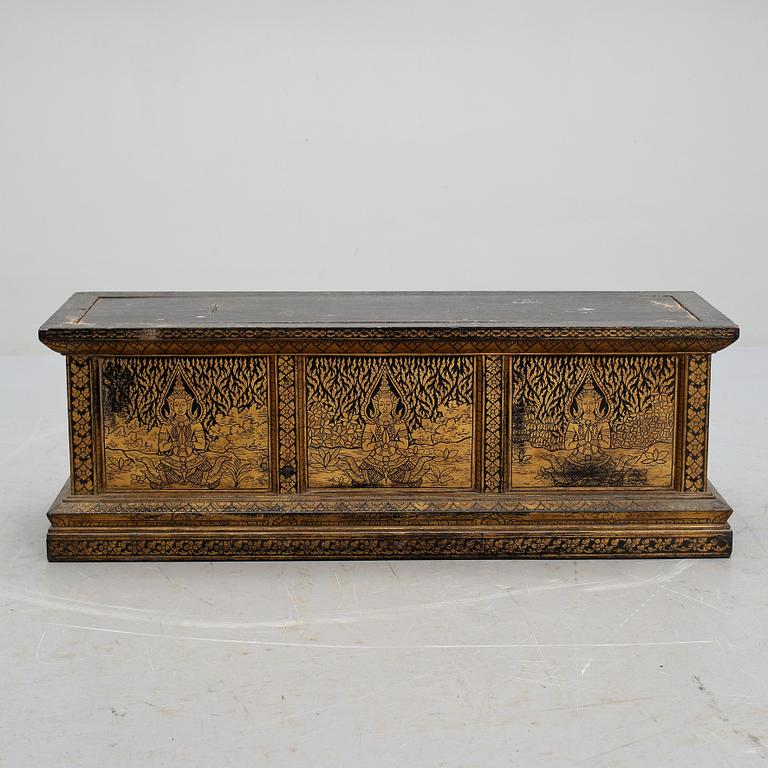 LÅDA MED SCROLL, Thailand, 1900-talets början.