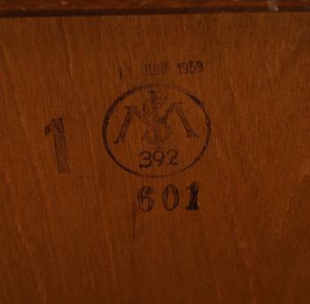 SIDEBOARD, Svenska Möbelfabrikerna, 1900-talets mitt.
