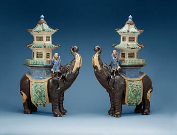 1801. A pair of elephants with pagodas, presumably Qing dynasty.