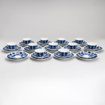 MARIANNE WESTMAN, SERVIS, 54 delar, porslin, "Mon Amie", Rörstrand.