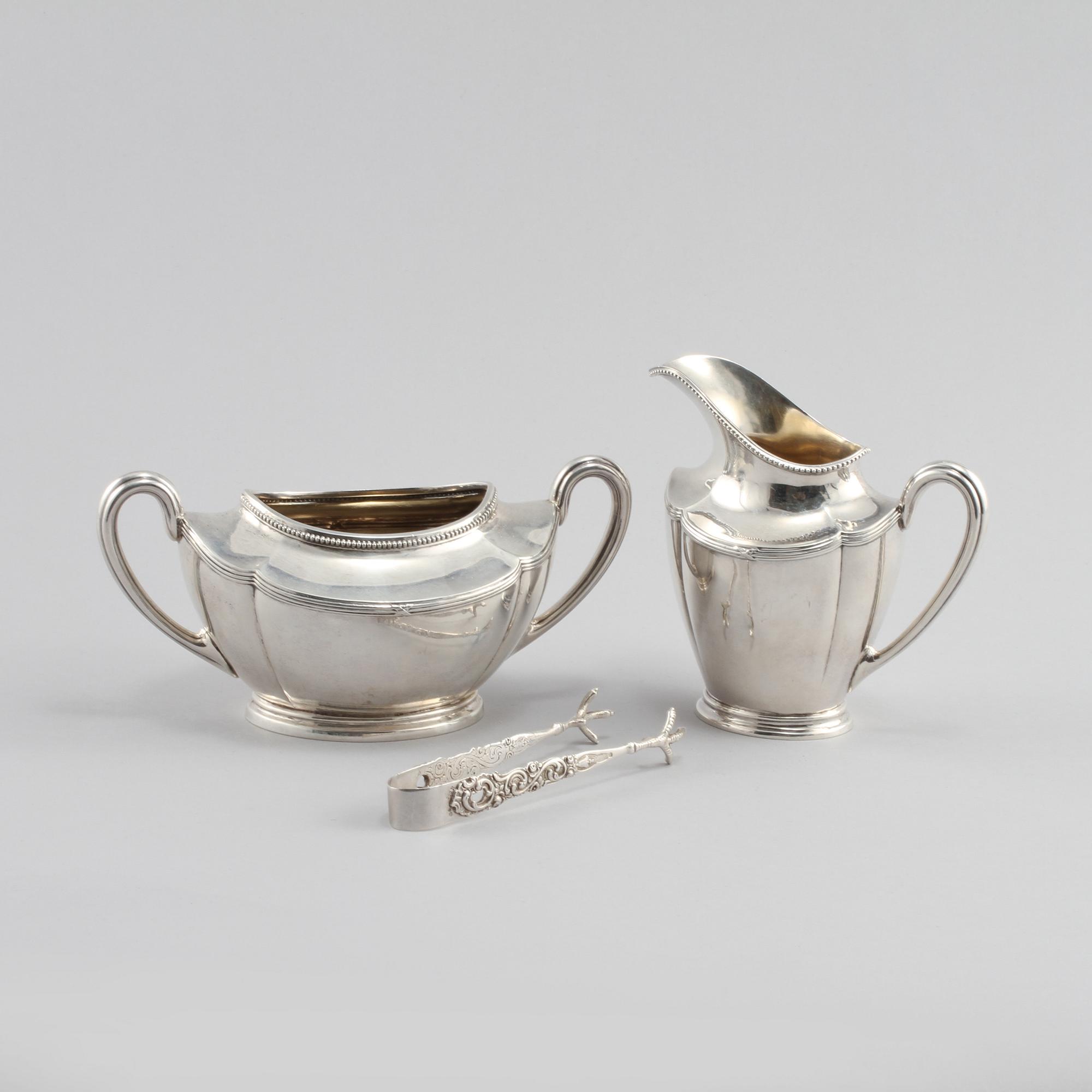 SOCKERSKÅL, GRÄDDSNIPA SAMT SOCKERTÅNG, silver, 1900-tal, vikt 400 gram.