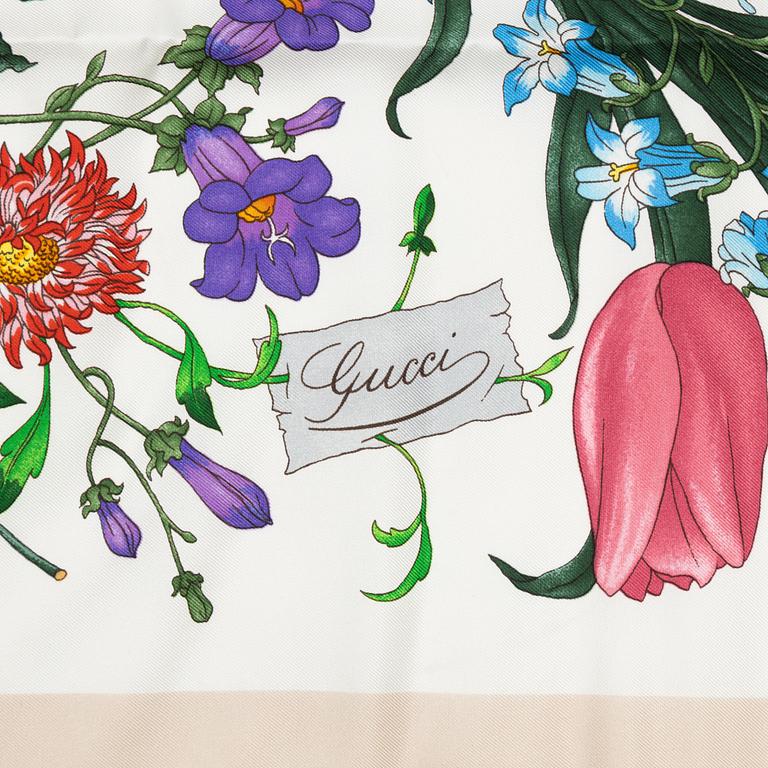Gucci, a twill silk 'Flora' scarf.