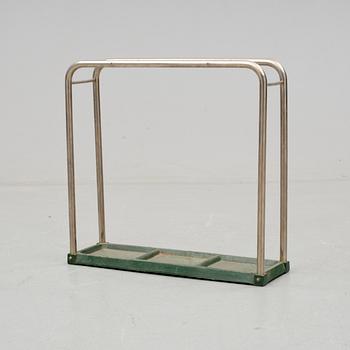PARAPLYSTÄLL, 1900-talets mitt.
