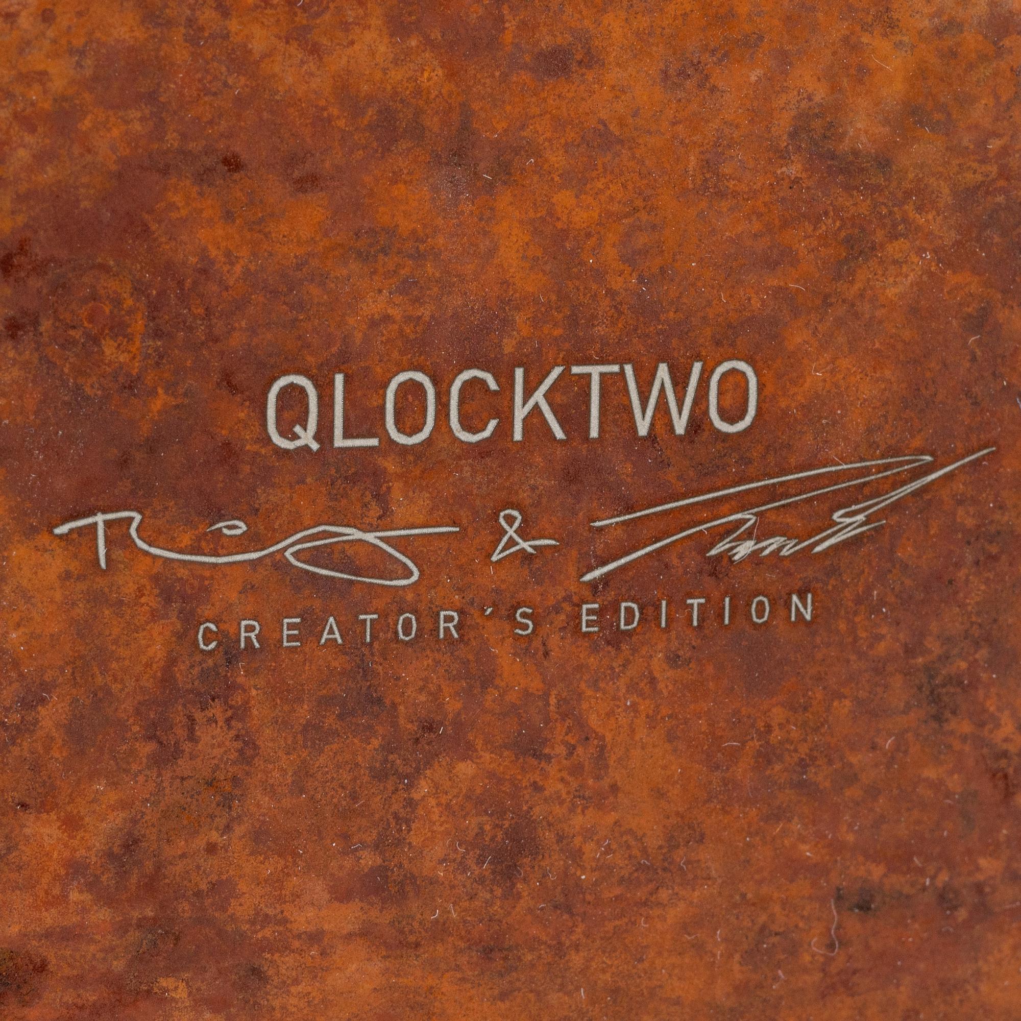 Biegert & Funk, väggur, QlockTwo Classic Creators Edition Rust.