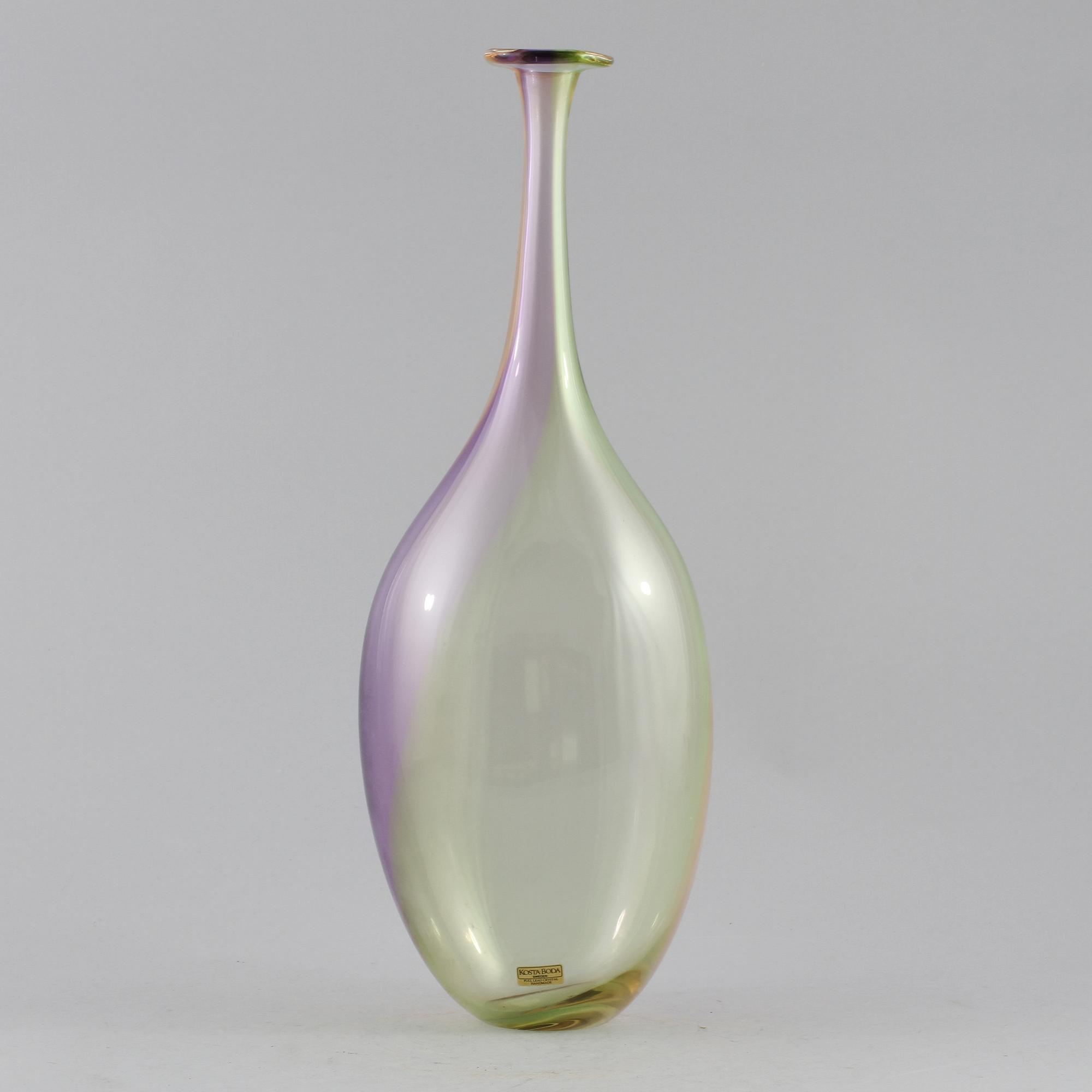 VAS, glas, Kjell Engman, Kosta Boda, singnerad.