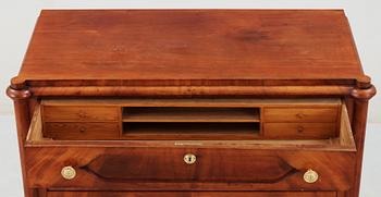 BYRÅ, senempire, 1800-talets mitt.