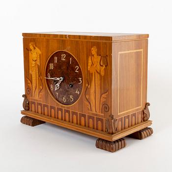 A 1940s possibly Mjölby Intarsia table clock.