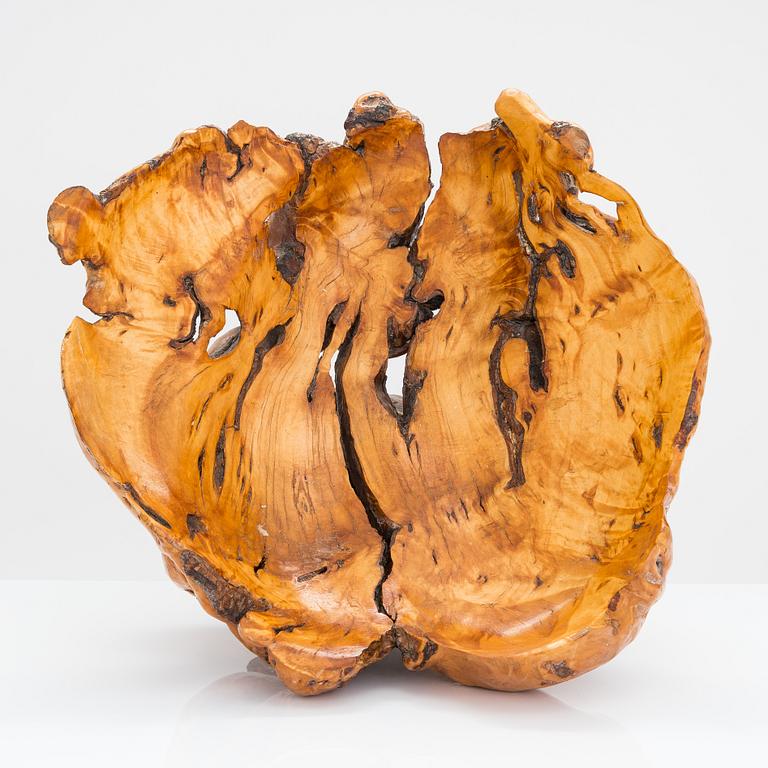 A 20th century burr wood bowl..