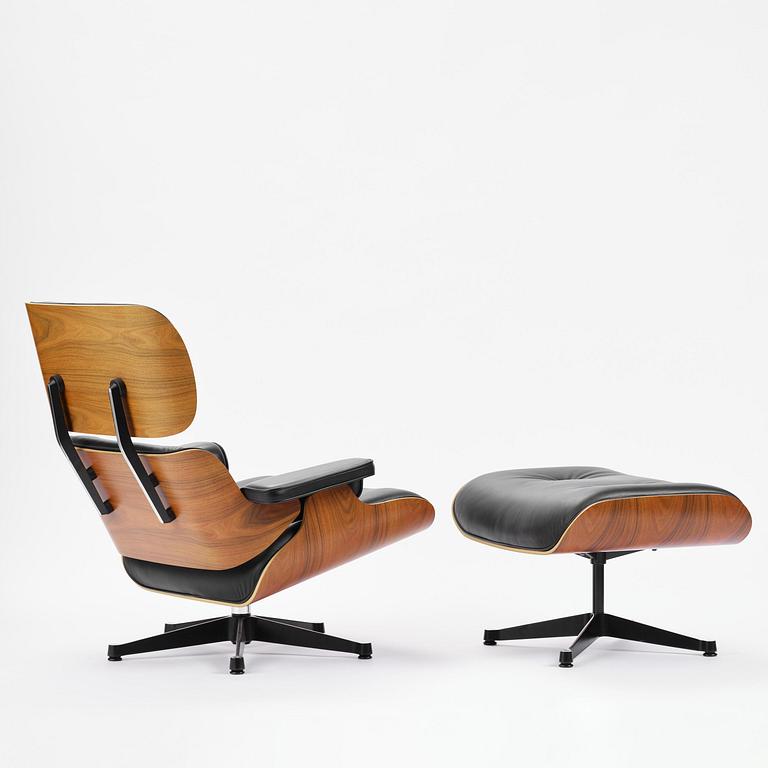 Charles & Ray Eames, an "Eames Lounge Chair" with ottoman, Vitra, 2000s.