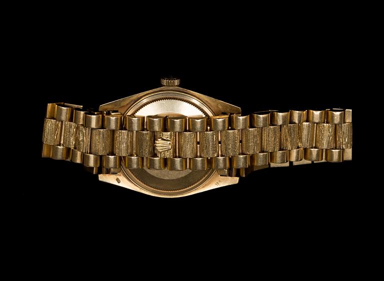 ARMBANDSUR, 18K guld. Rolex Oyster Perpetual Day-Date. Vikt ca 144 g.