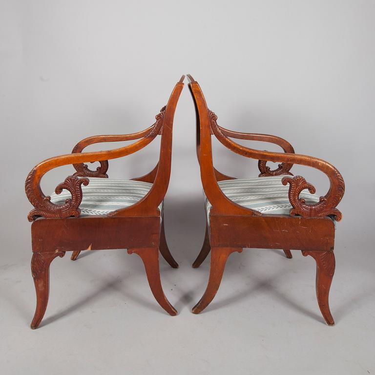 KARMSTOLAR, ett par, Ryssland 1820-tal.