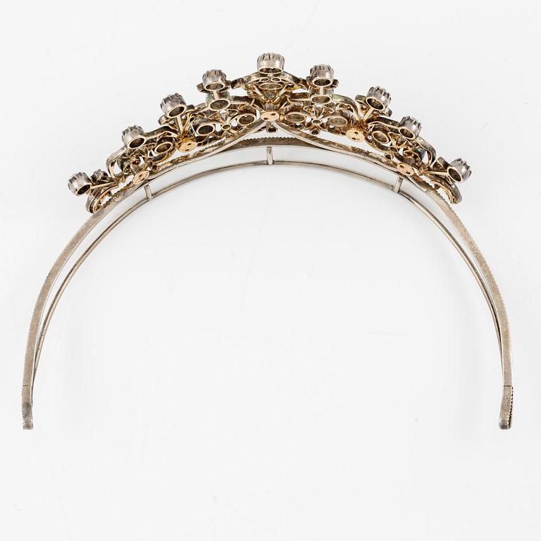 A tiara/brooch combination, silver with old-cut and rose-cut diamonds.