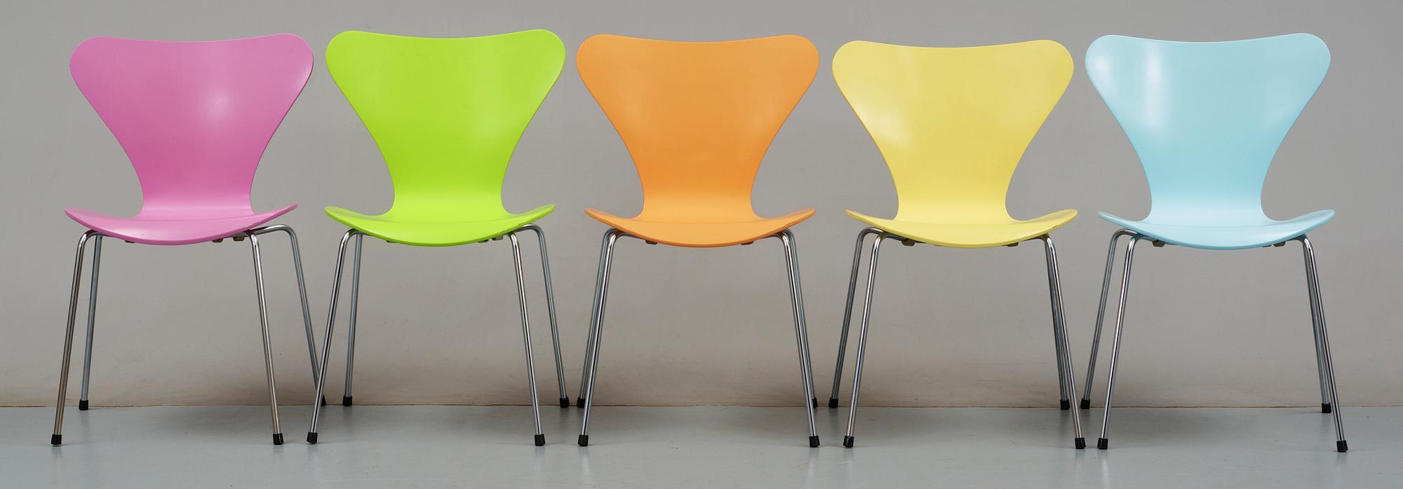 STOLAR, 5 st, "Sjuan" Arne Jacobsen, Fritz Hansen, 1980/90-tal.