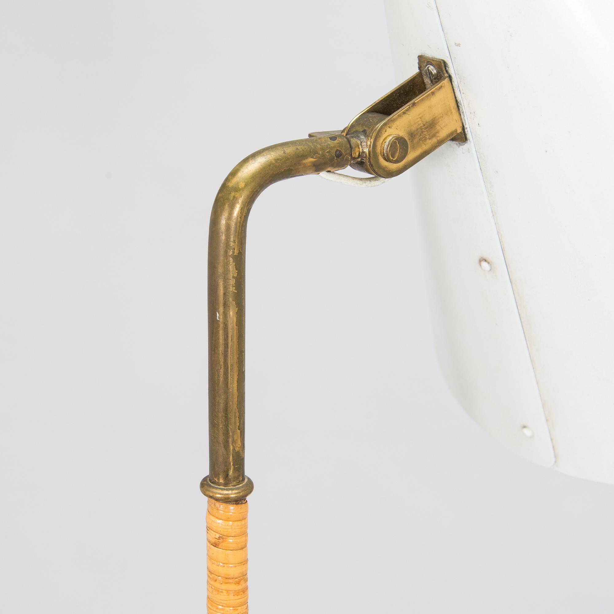 Paavo Tynell, a mid-20th century K10-10 floor lamp for Idman.