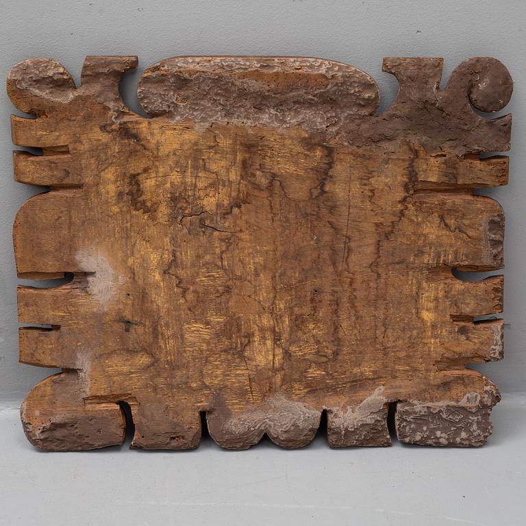 VAPENSKÖLD, ek, 1700-tal.