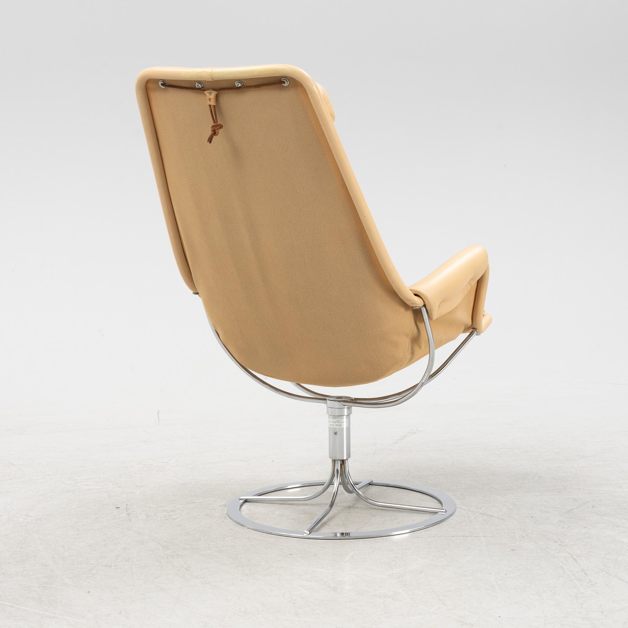 A Jetson swivel easy chair by Bruno Mathsson for Dux.