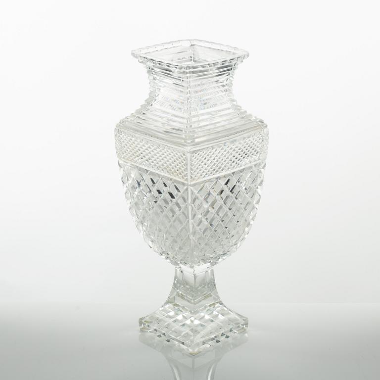 A glass vase, around the year 1900.