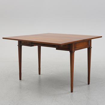 An American desk by Sligh-Lowry Michigan, 1960s.