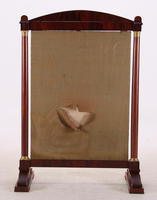 BRASSKÄRM. Karl Johan stil 1800/1900-tal.