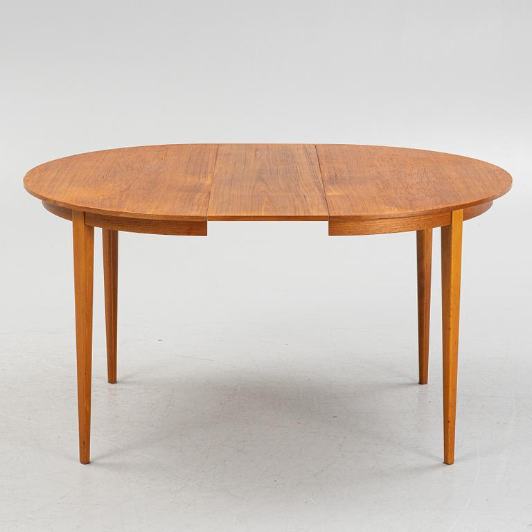 A dining table, second half of the 20th century.