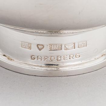 Bertel Gardberg, gräddsnäcka och sockerskål, silver, Helsingfors 1956 och 1957.