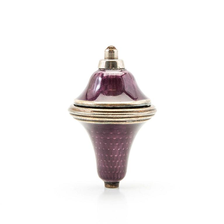 Ringklocka för tjänstefolk, emalj och silver.