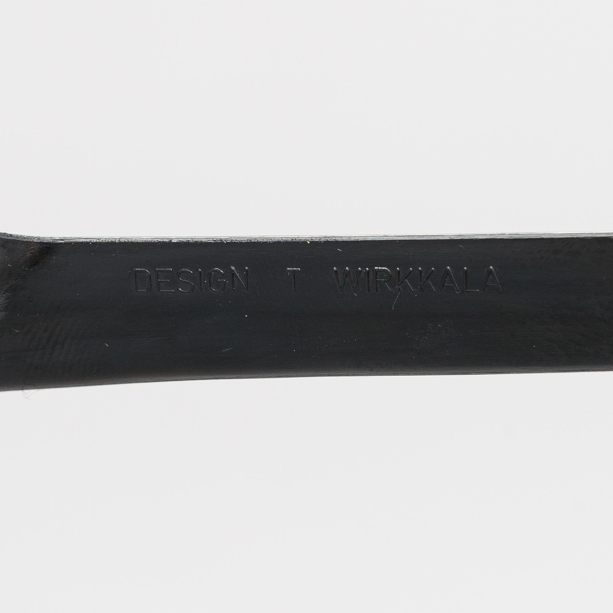Tapio Wirkkala, 12 små fat, 6 små koppar & 2 par salladsbestick. Strömfors. Finland. 1960-tal.