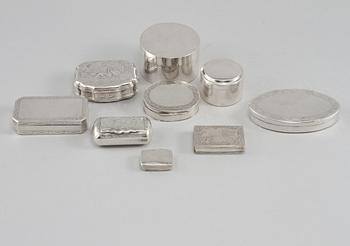 DOSOR, 9 st, silver, 1800-tal respektive 1900-tal, total vikt 395 gram.