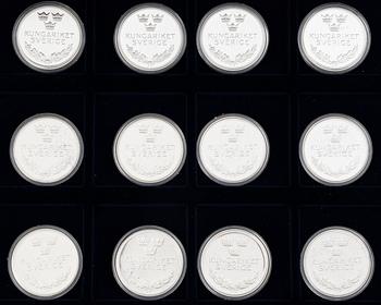 36 medals, silver 925, “Kingdom of Sweden”, in fitted case.