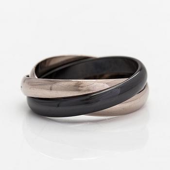 Cartier, An 18K white gold a ceramic ring "Trinity". Marked Cartier, JQV623.